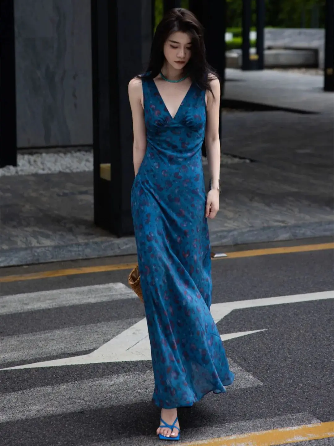 فستان حريري أصلي أنيق كاجوال بدون أكمام