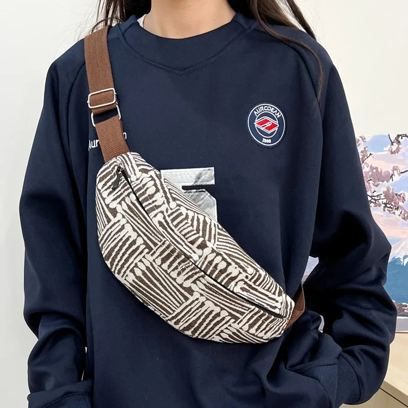 Geometryczna płócienna torba na talię Trend uliczny Fanny Pack Woman Chest Pack 2024 Torba na pas do ćwiczeń Modne damskie torby na ramię Crossbody — zdjęcie 2