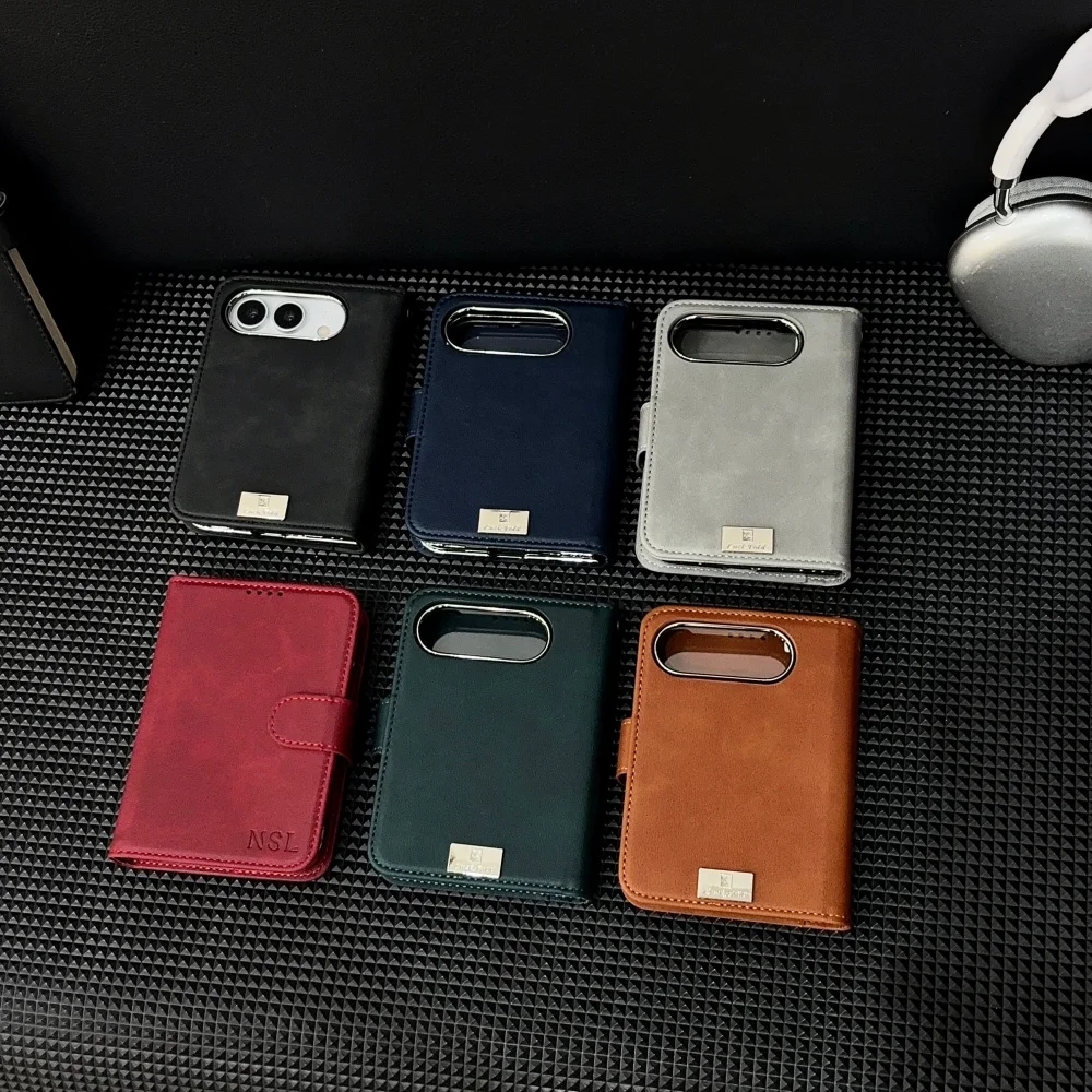 Luxury Leather Flip Wallet Phone Case for iPhone Ultra with Magsafe Vintage Multifunctional All-Inclusive Shockproof Case Unisex