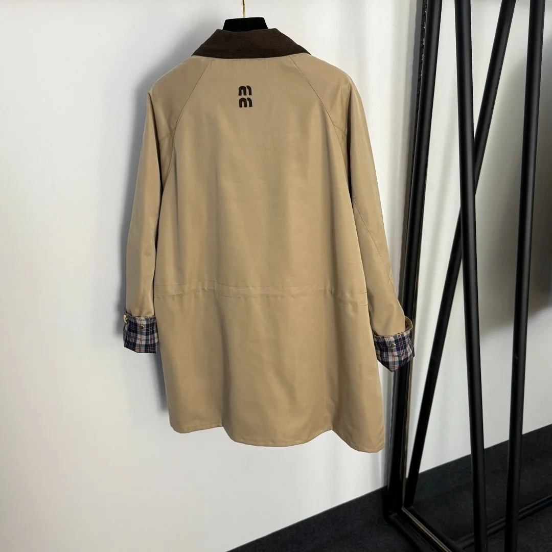 

2025 new autumn winter Embroidered workwear-style corduroy lapel long-sleeved trench coat with checkered lining in khaki green