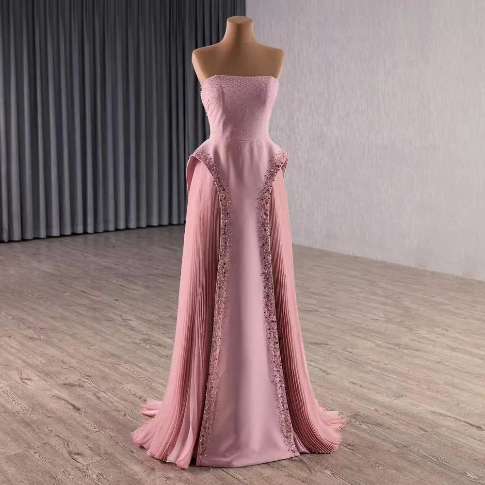 Rosa Ballkleider 2025, trägerlos, Satin, mit Perlen verziert, gerade Damen-Abend- und Partykleider