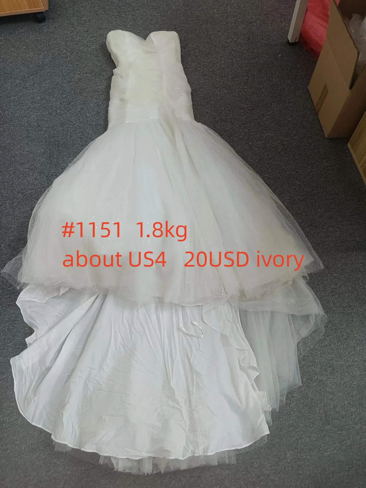 CloverBridal abiti da sposa in pizzo Champagne con scollo a V a buon mercato a buon mercato 1151 spedizione veloce abito da sposa a sirena senza maniche L1323