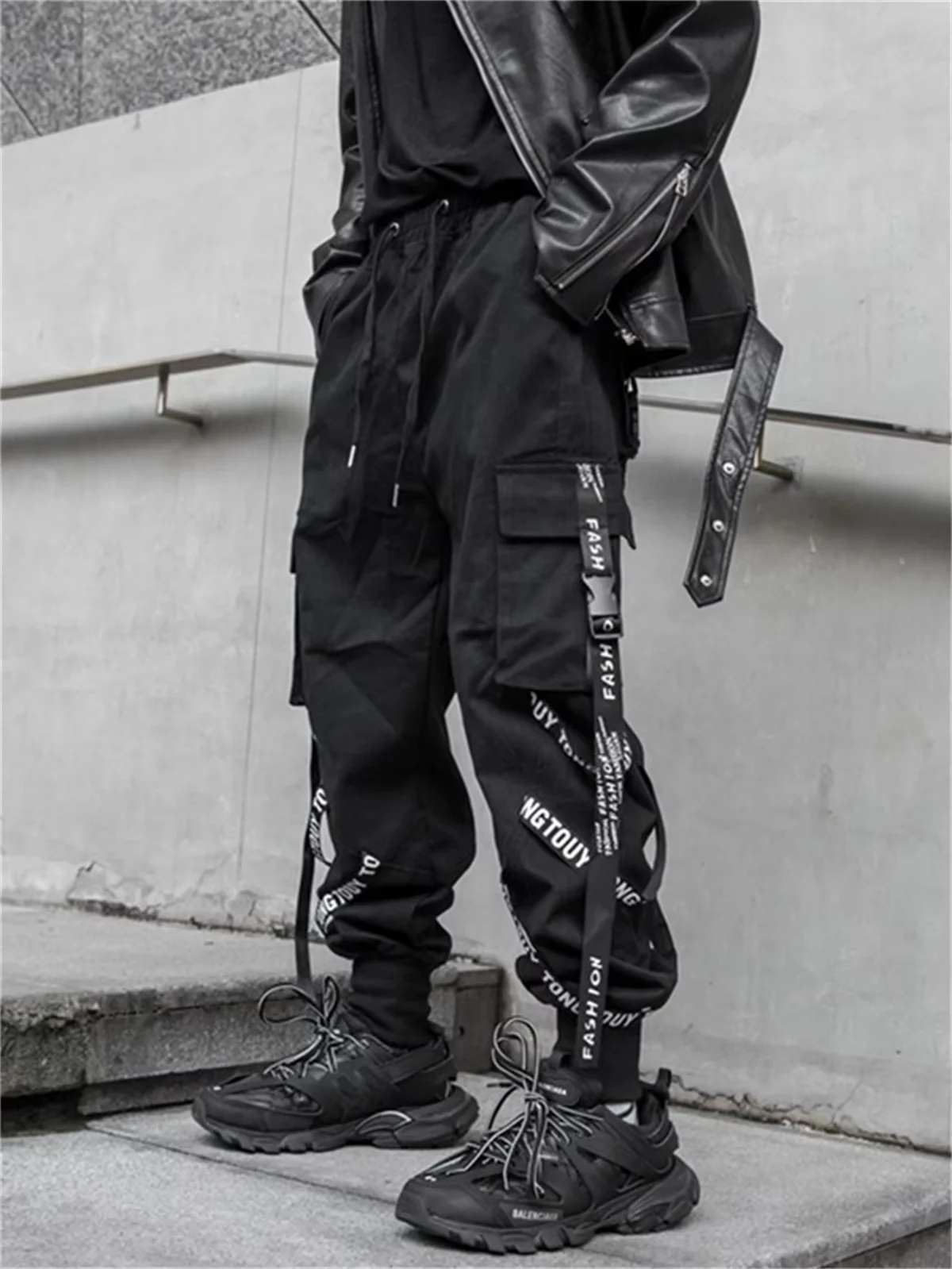 

Harajuku Black Hip Hop Men Ribbons Cargo Pants Techwear Japanese Emo Alt Trousers Jogging Street Overszied Hippie Gothic Joggers