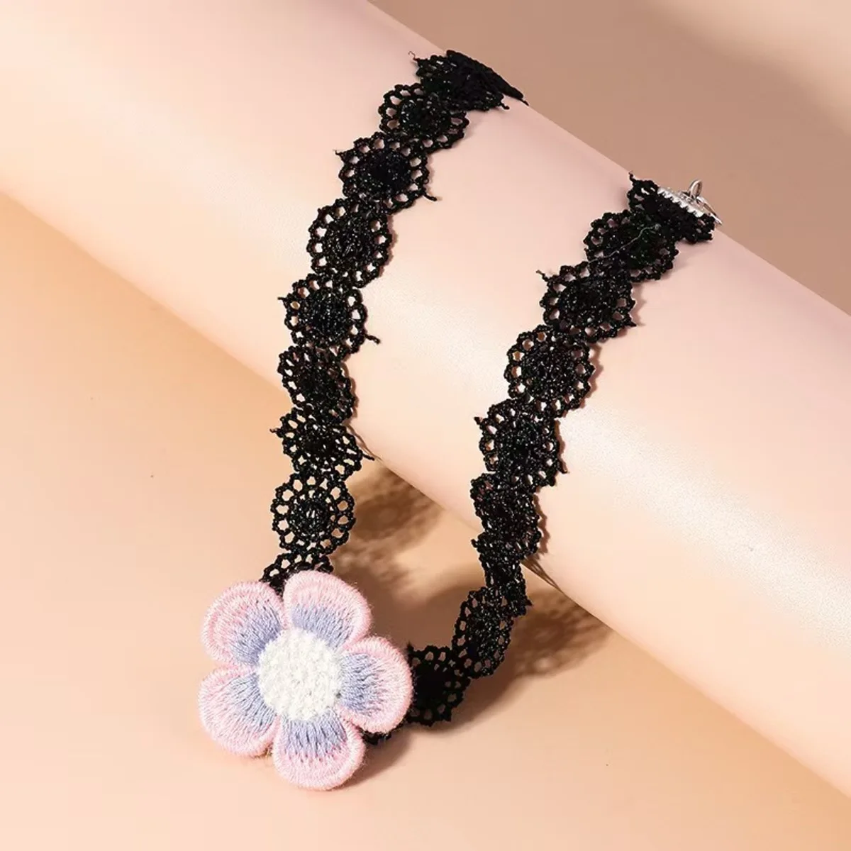 Fashion Sexy Black Velvet Chokers Necklaces Punk Style Statement Crystal Love Hearts Necklace For Women Party Jewelry image 4