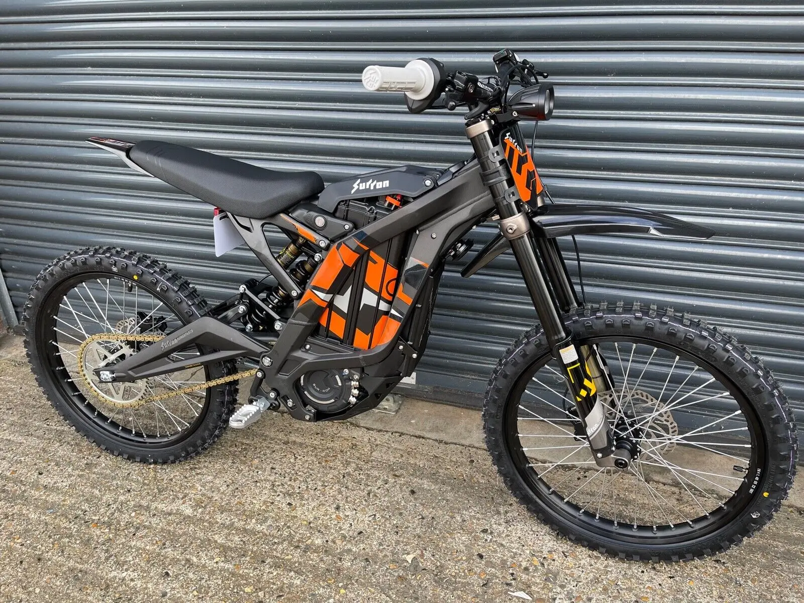 2024 Black Edition Suron Light Bee X Adult Ebike 60V 6000W Off-Road Mountain Electric Bike Sur ron Talaria MX5 With Pedals