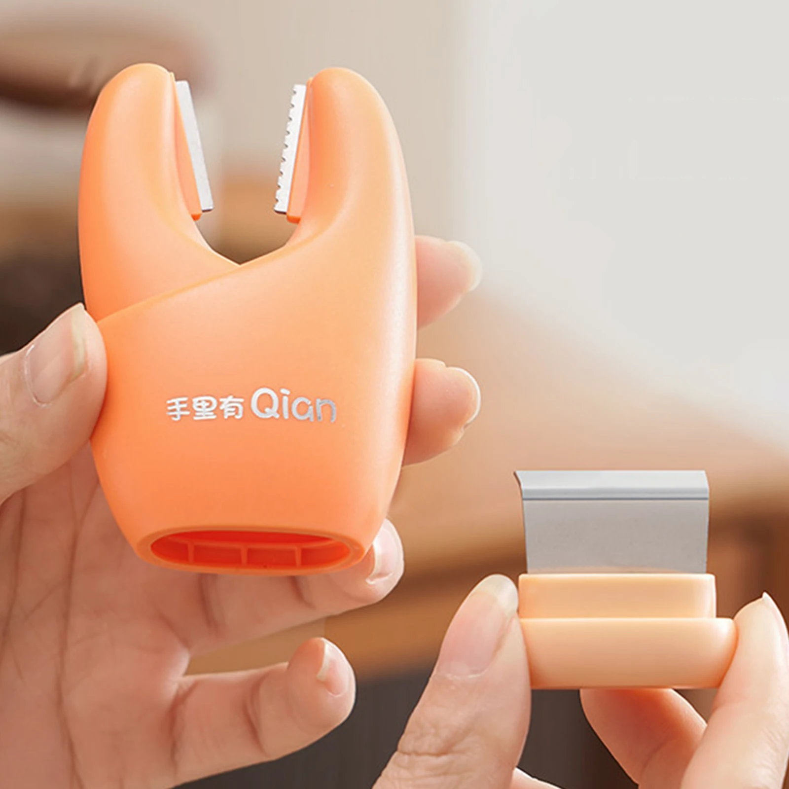 2-in-1 Crab Claw Garlic Peeler Ginger Scraper Stem Remover with Handle Peel Skin Tool for Household Kitchen