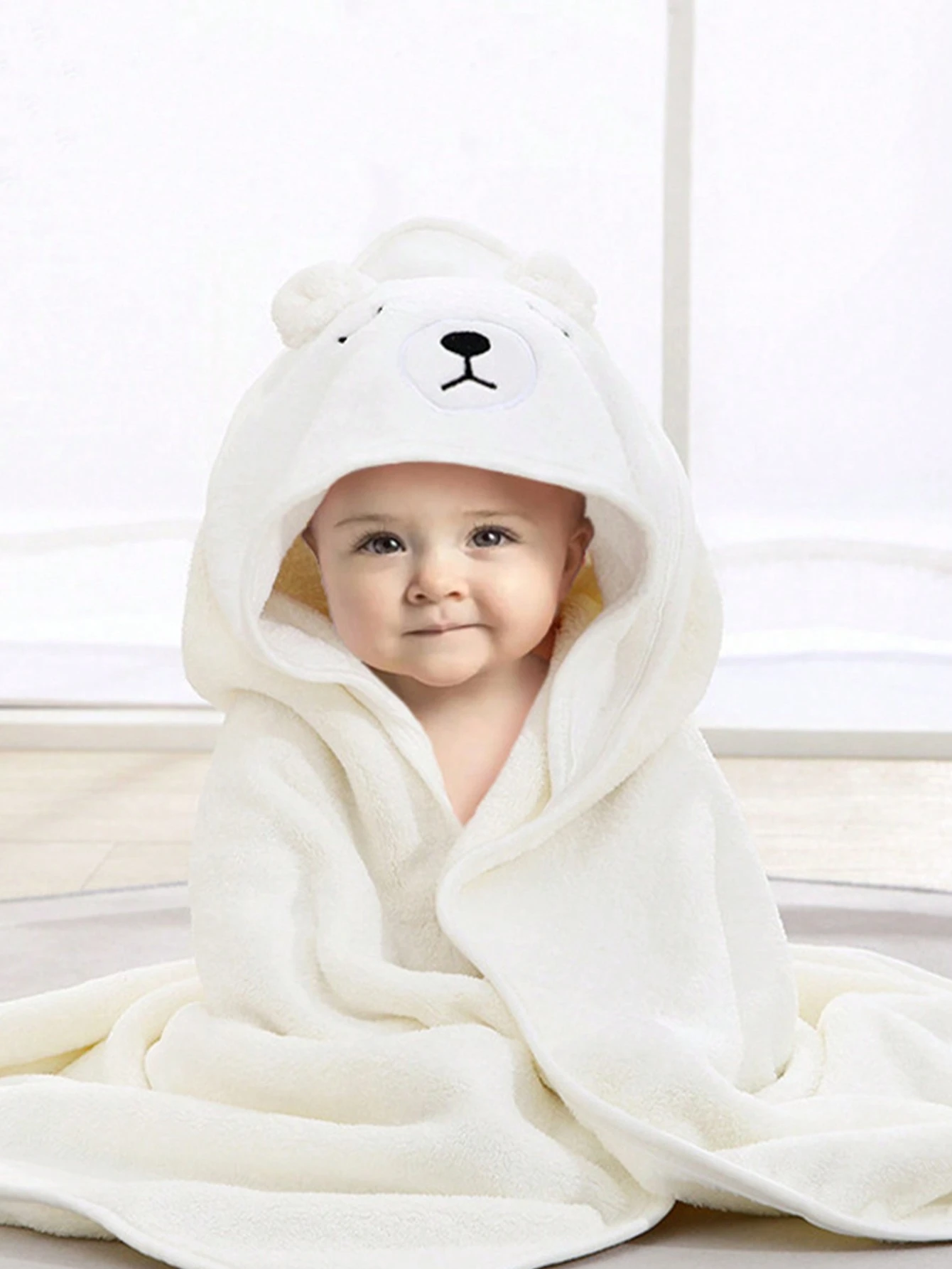 1 piece of coral velvet baby bath towel, children\'s hooded cartoon bathrobe specially designed for babies, soft and comfortable