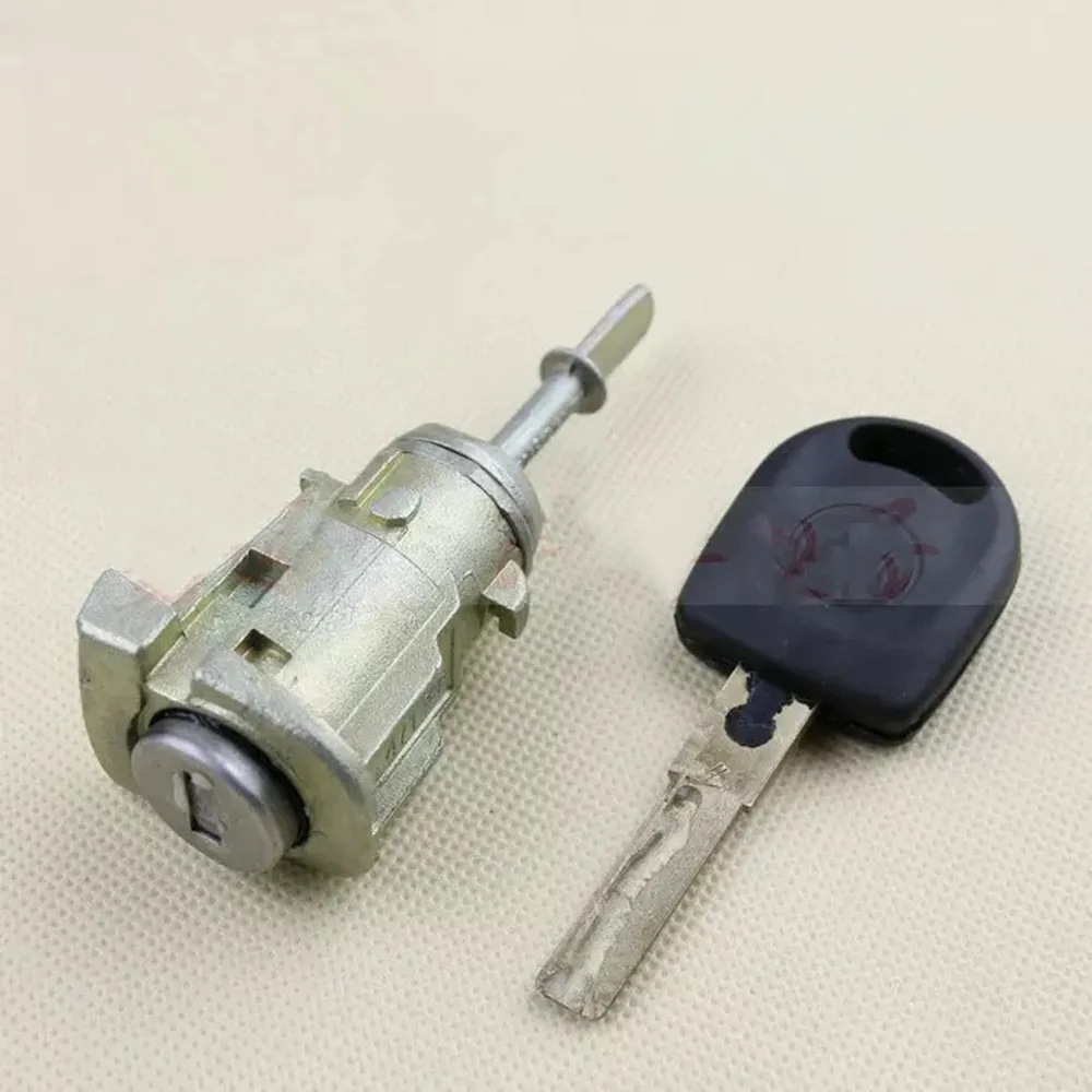 Car Door Lock Cylinder for  POLO Replacement Locks 2002 to 2012 year polo with one key Auto Front Door Lock Cylinder