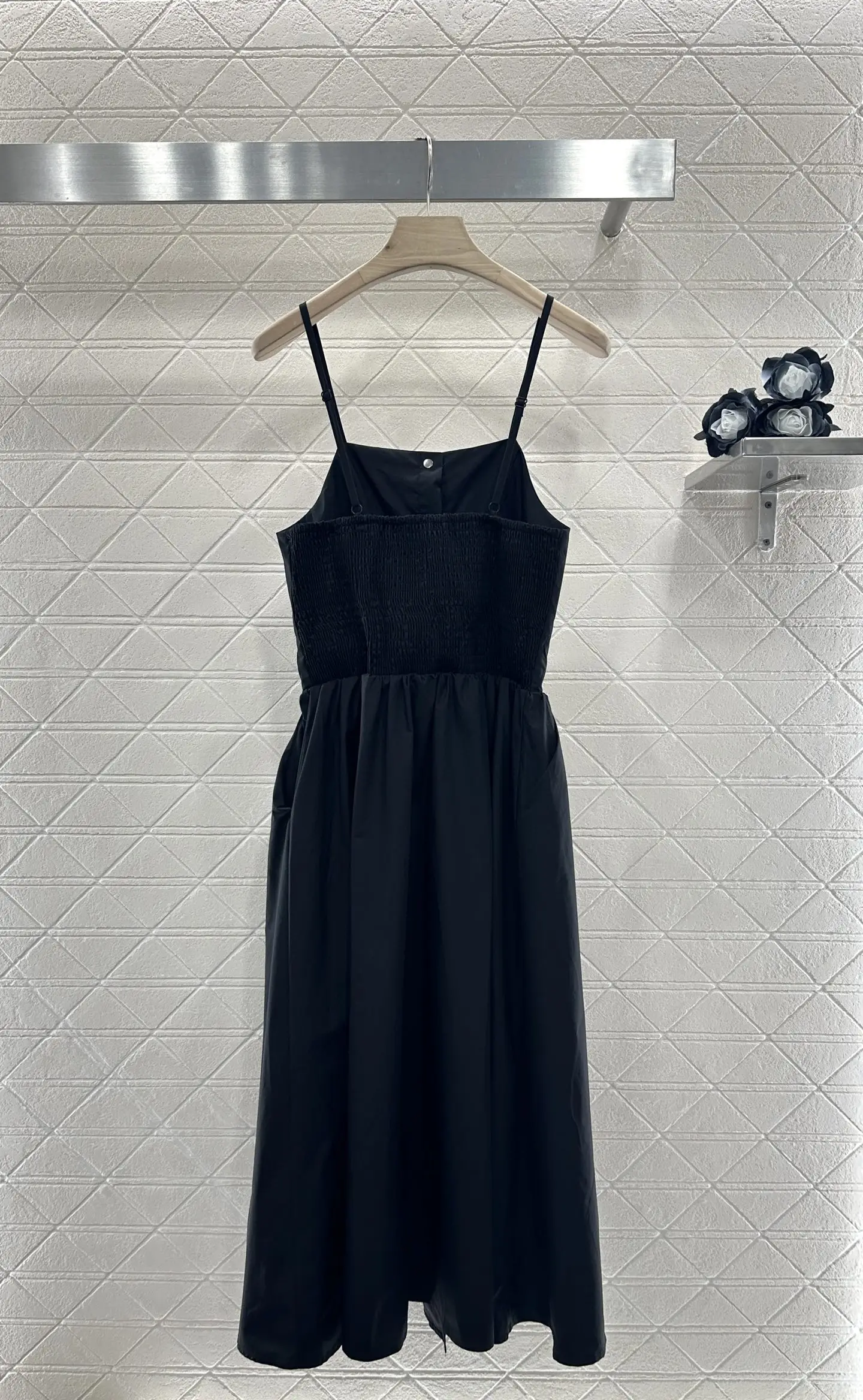 

2025 Summer New Women'S Suspender Sleeveless Breasted Long Skirt Vacation Style Casual And Comfortable Long Skirt XM- BN-1290