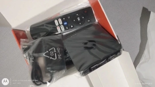 Q10 Android14 8K HDR10+ Smart TV Box Allwinner H313 128G Dual Wifi BT5.0 Set Top Box Media Player with Google Voice Assistant photo review