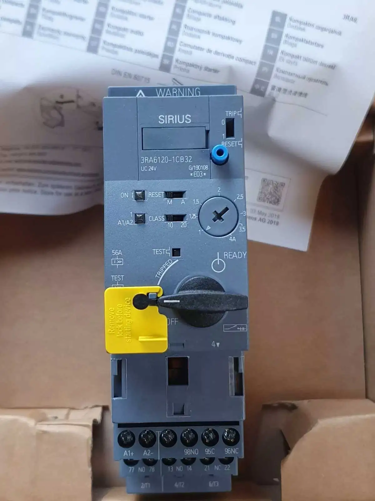 

Совершенно новый 3RA6120-1CB32 3RA6120-1CB33 3RA6120-1CB34 Гарантия один год