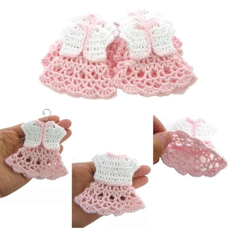 12 szt. Miniaturowe ręcznie robione szydełkowe kapelusz derby botki odzież do chrztu Baby Shower dekoracja na przyjęcie — zdjęcie 2