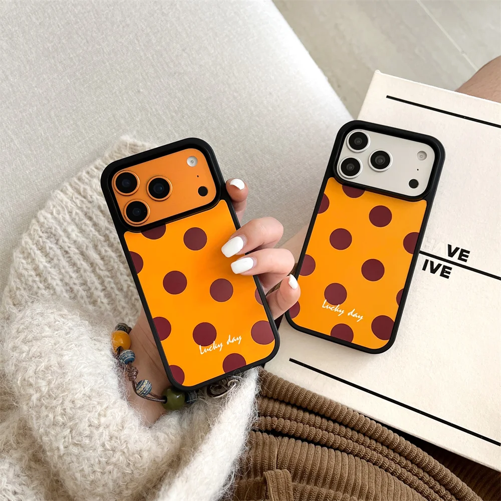 Casing HP Korea INS motif polkadot cokelat simpel untuk iPhone 17 Pro 13 14 15 16 Pro Max dengan rantai, lucu, Funda, anti-benturan