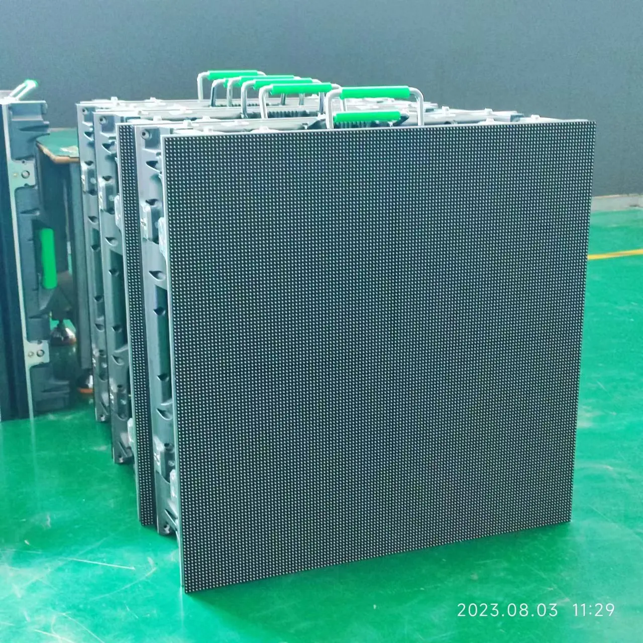 

High Refresh P3.91 Outdoor Rental LED Video Wall Panels 500x500mm Full Color LED Cabinet Rental LED Display Screen Box