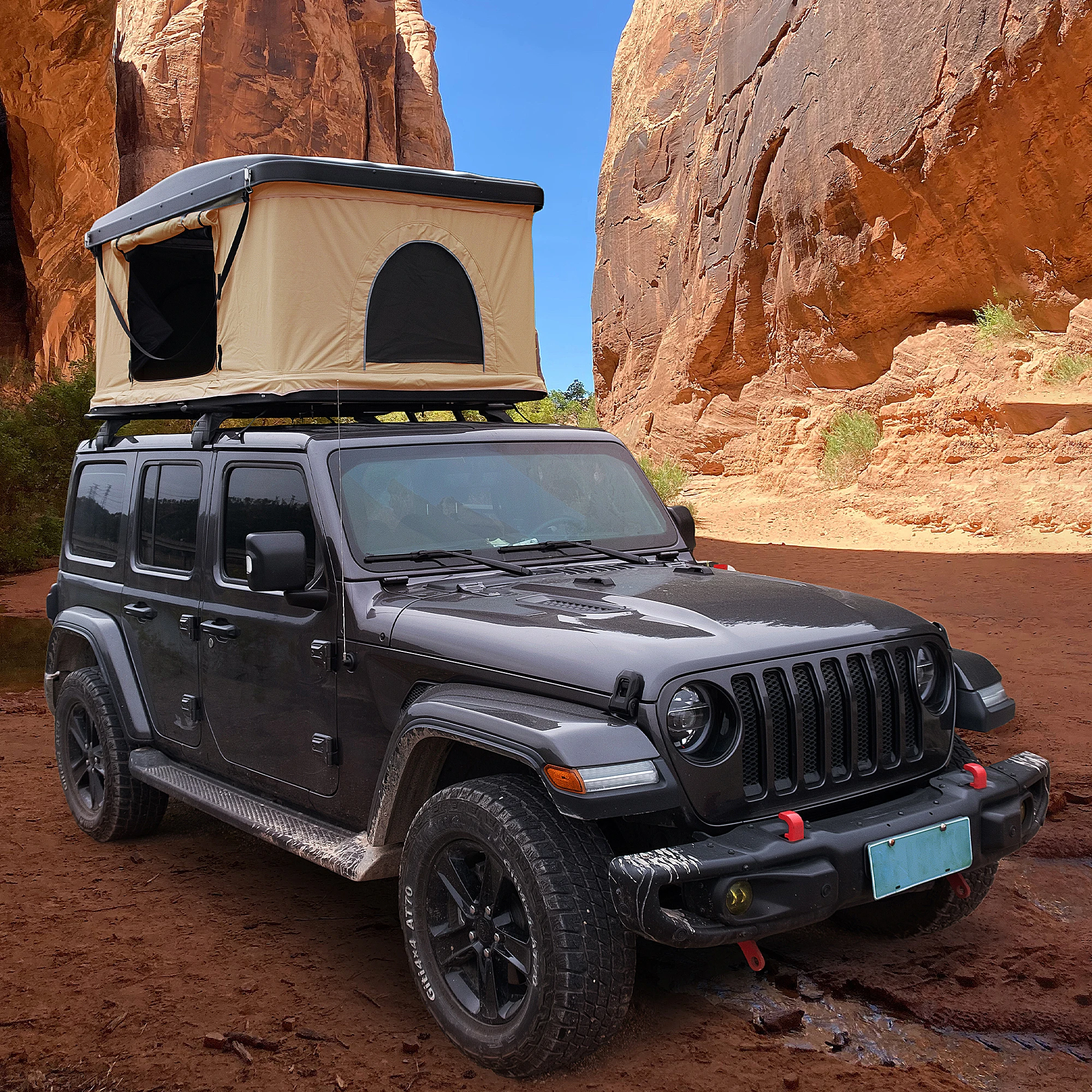 Black Hard Shell Beige Rooftop Tent Nomad Series