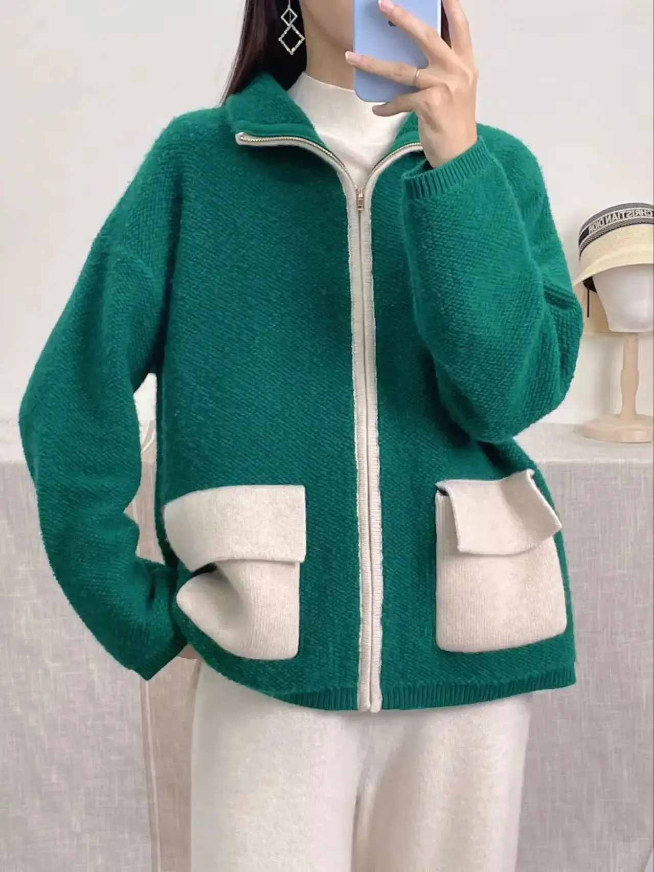 

Casual luxurious two-tone pure wool cardigan