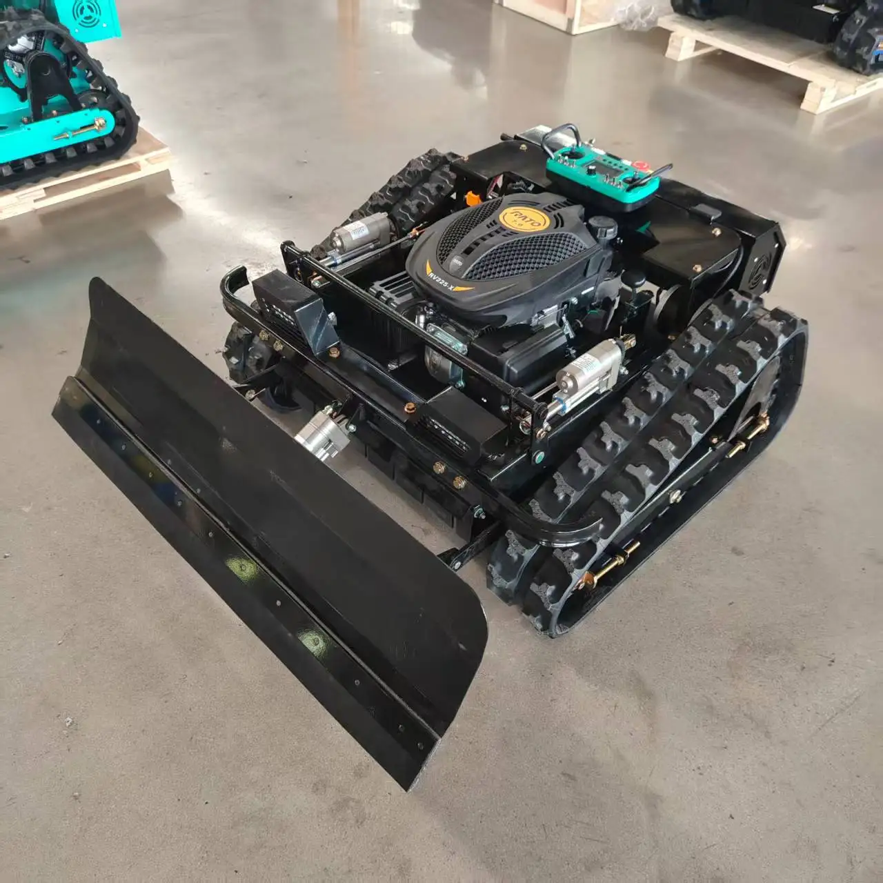 Remote-Controlled Agricultural/Industrial Track Mower – 500mm Cut, EPA/Euro 5 Certified