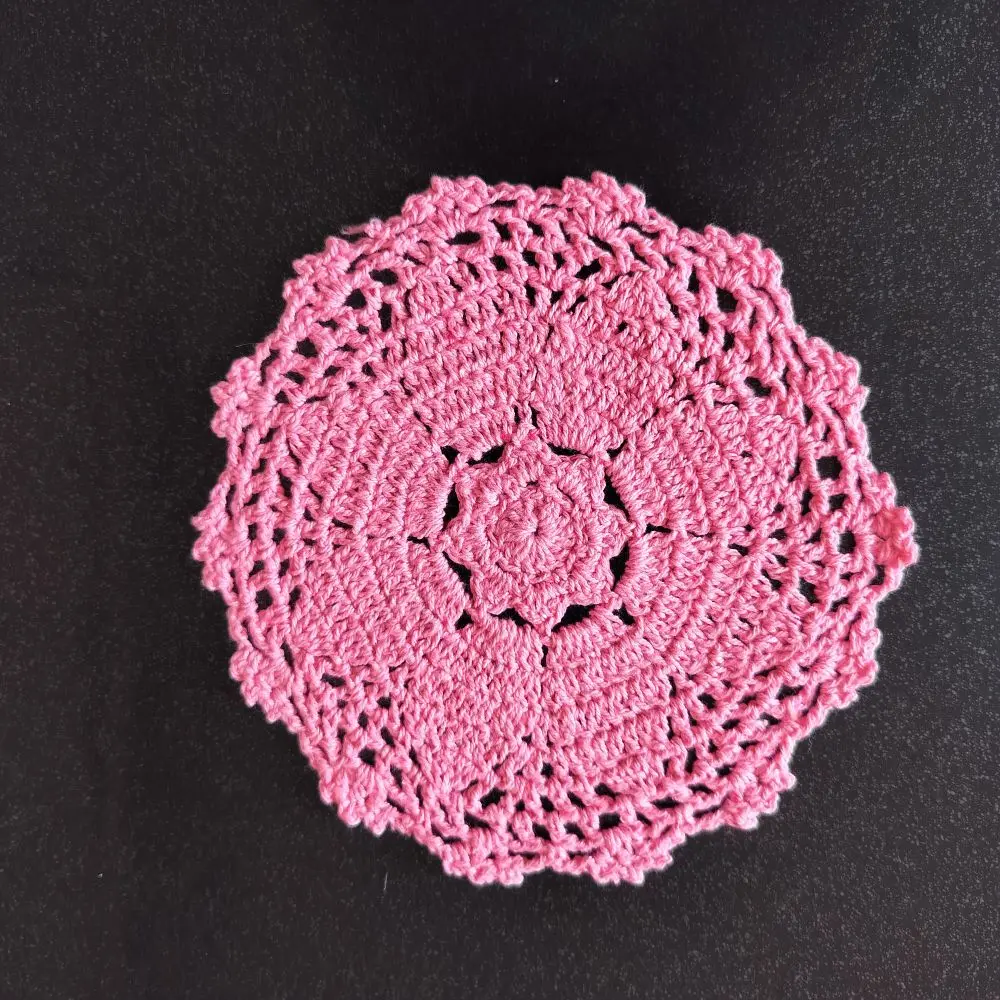 1pc Crafts Drinks Cups Coaster Small Size Table Placemat White Beige Deep Pink Color Soft Washable Doily For Dining Coffee Table