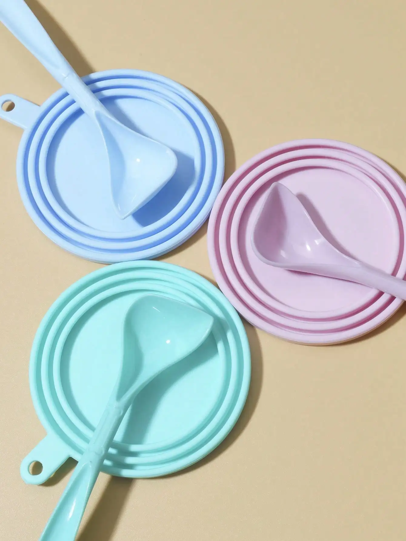 1 Set of Pet Food Can Lids and Spoons, Universal Can Lids, Pet Food Storage Container Lids, Suitable for Dog and Cat Food Storage, Great Holiday Gift for Christmas
