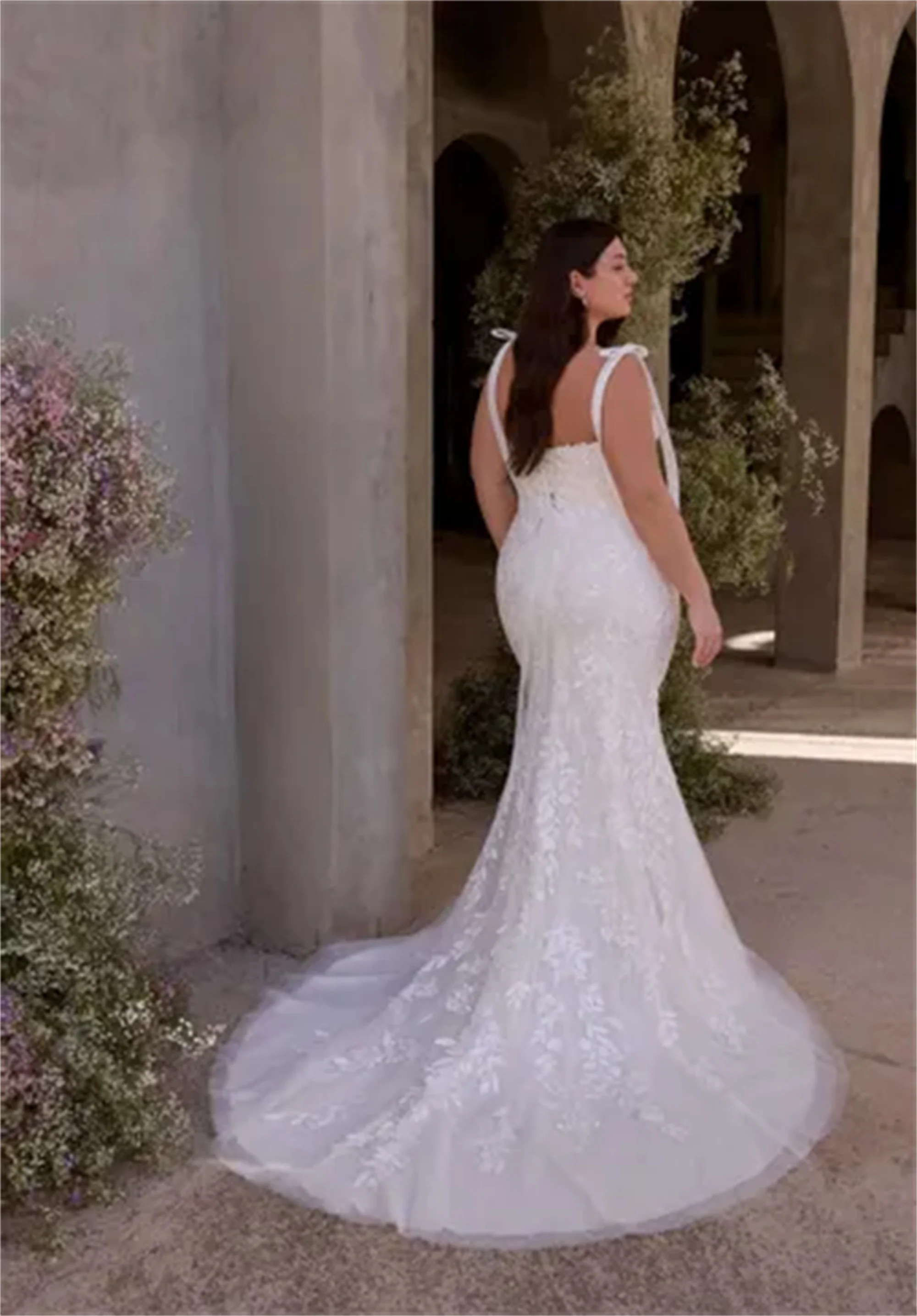 Bow Straps Women's Wedding Gowns Plus Size White Mermaid Bride Gowns Customized Appliquies Lace Vestidos de novia Small Train
