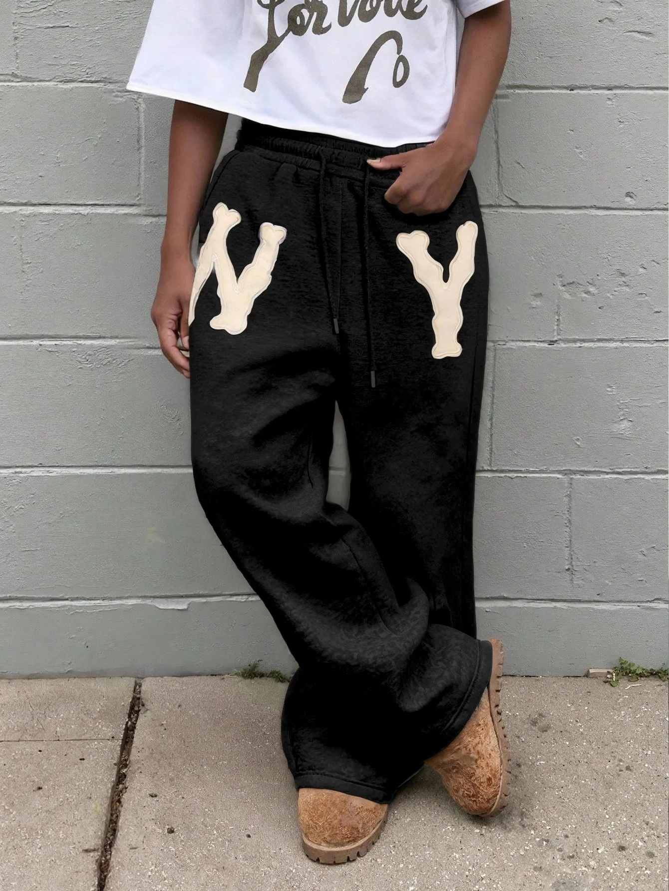 

Новые спортивные свободные широкие спортивные штаны с вышивкой на талии в парном стиле Y2K и уникальным уличным стилем в стиле хип-хоп