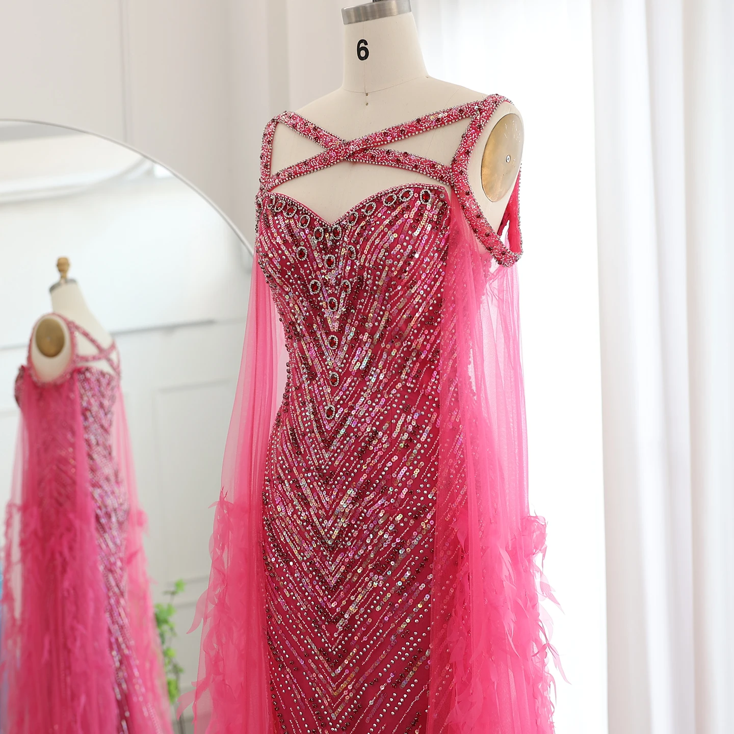 Sharon กล่าวว่าคริสตัล Turquoise Fuchsia Mermaid หรูหราชุดราตรี Cape Sleeves สําหรับงานแต่งงานชุด SS468 ที่กําหนดเอง