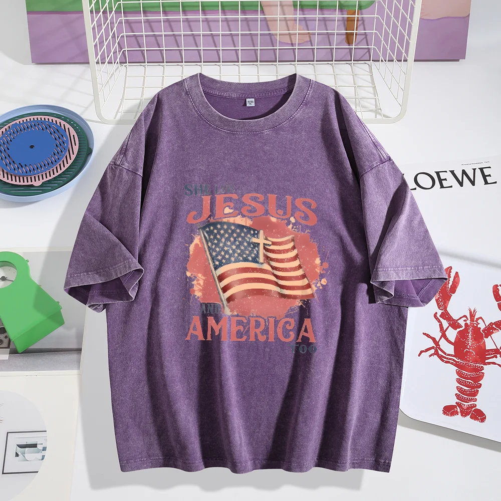 彼女はイエスとアメリカも愛しているクリスチャン Tシャツファッションカジュアルグラフィック Tシャツルーズ O ネック半袖 Tシャツ女性の Tシャツ