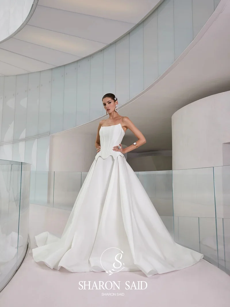Sharon Said Eenvoudige Off White Satijnen Strapless Trouwjurk 2025 Elegante Hof Trein Corset Prinses Bruid Jurken SW348 Aangepaste