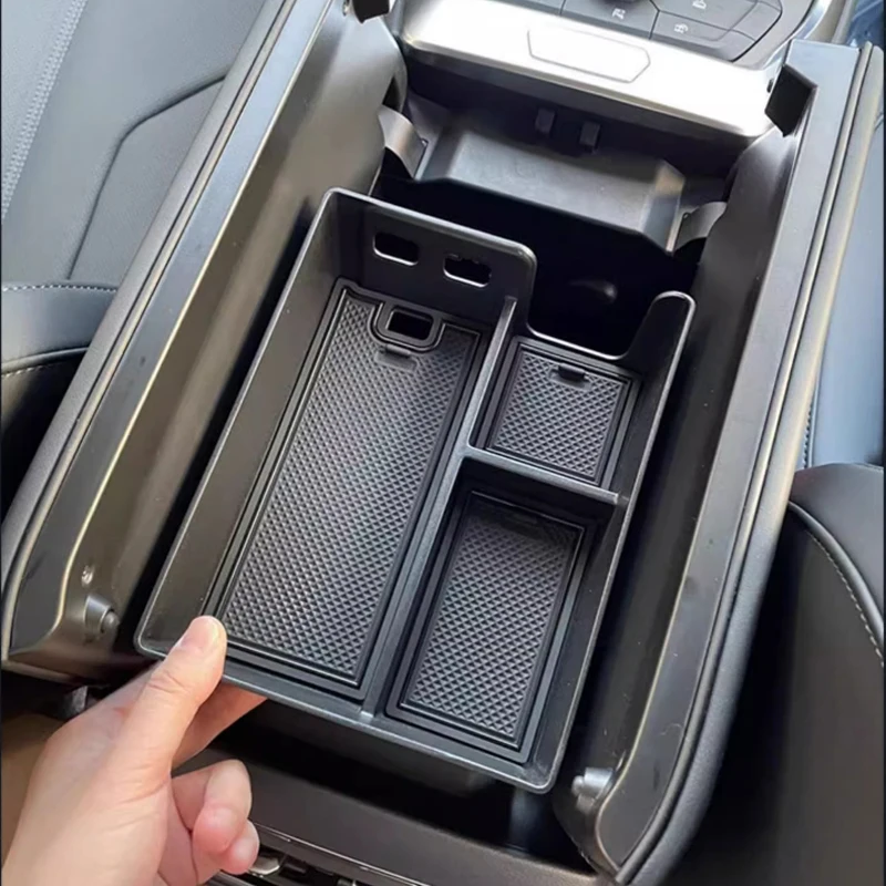 

For GWM Tank 400 Hi4-T 2023 2024 Interior Decoration Center Console Armrest Storage Box For Storage Rack