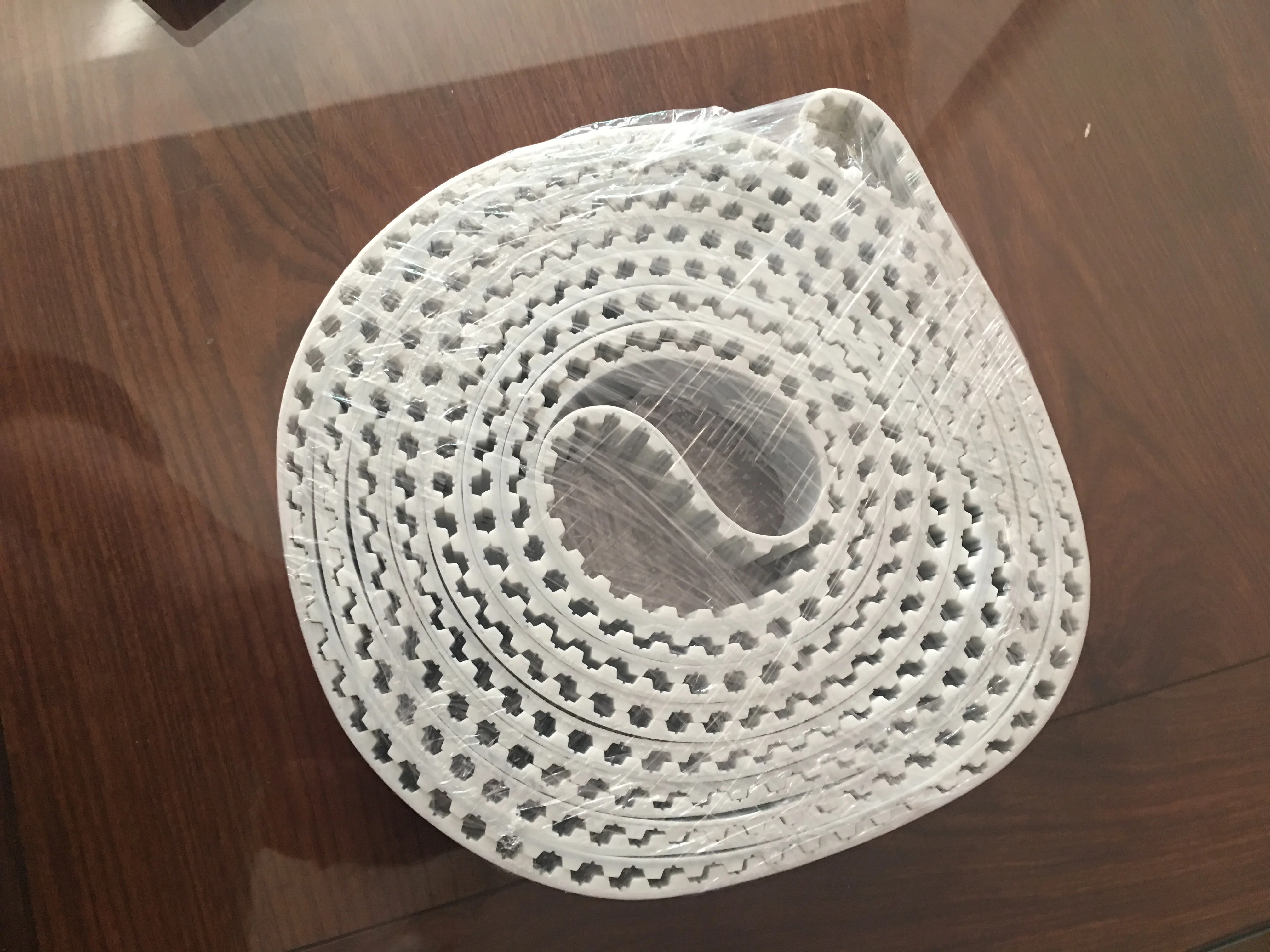 High quality customized 25mm width AT10 50 meters length closed loop timing belt