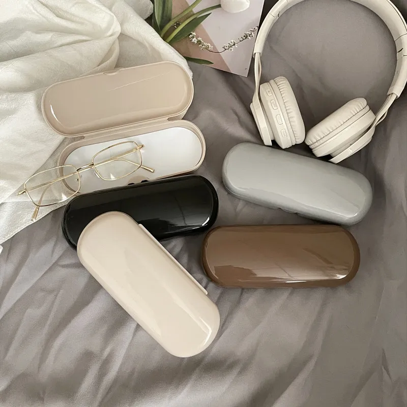 Stilvolles, minimalistisches, stoßfestes Brillenetui, tragbares Aufbewahrungskoffer für Sonnenbrillen und Sonnenbrillen, Kunststoffbox, Unisex