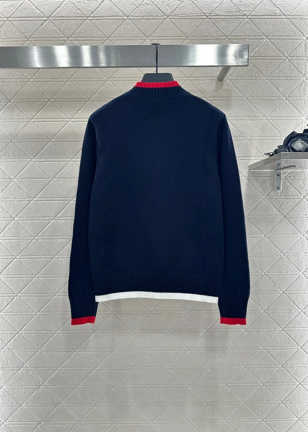 

2025 Early Autumn High-End Custom New Women's T-shirts Wool Yarn Knitting Regular Knitted Baseball Jacket Style