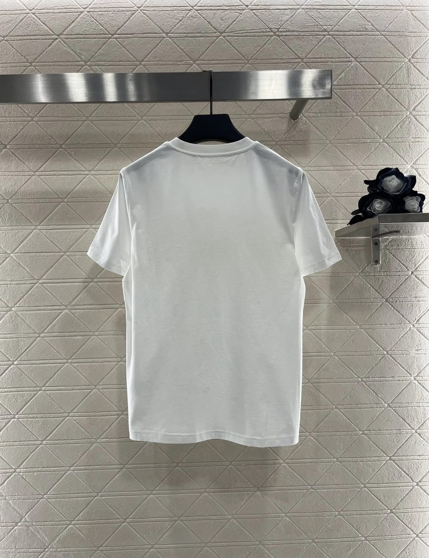 

2025 Spring and Autumn New Women's Clothing Solid Color High Quality Fashion Versatile Comfortable and Simple Top HL012