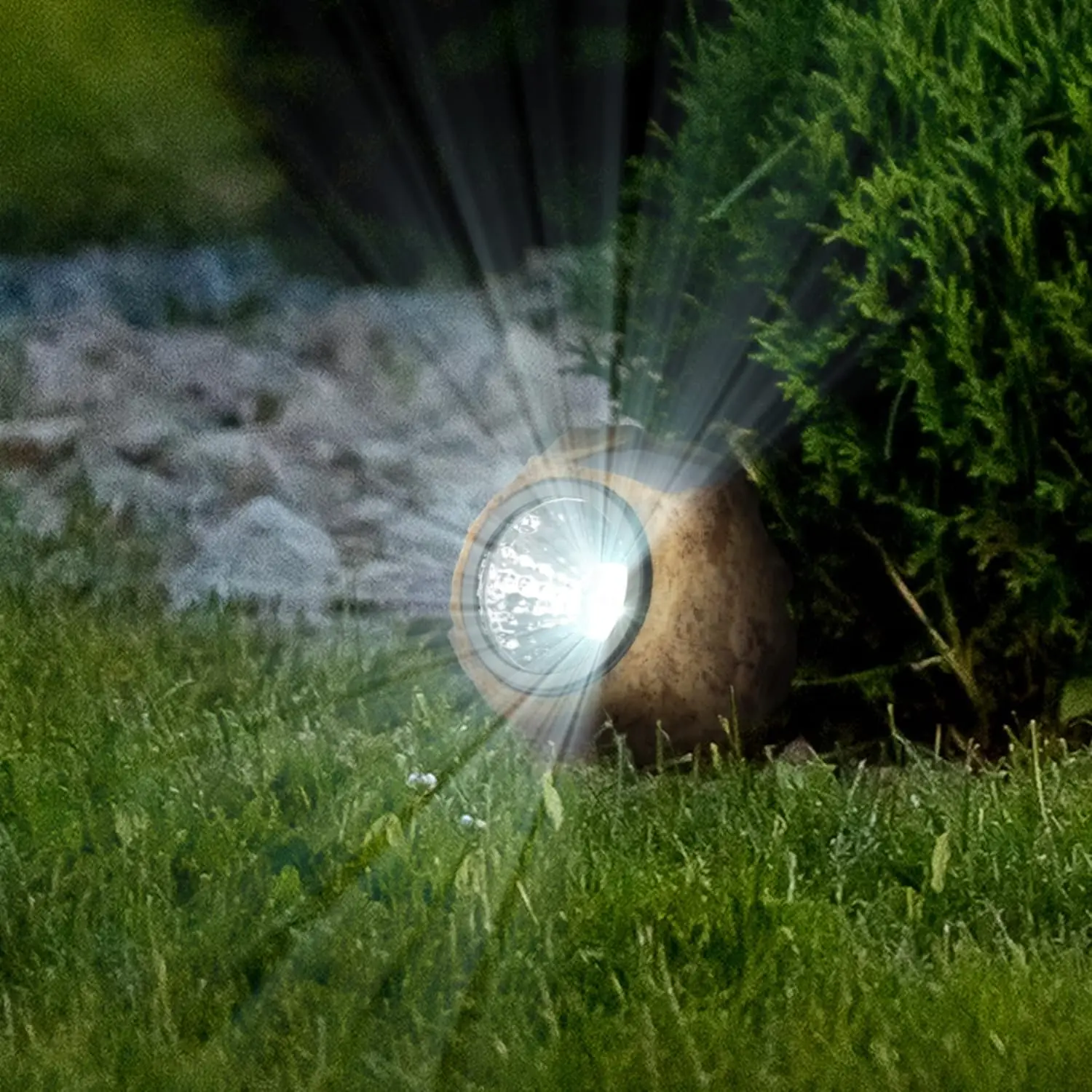 8 عبوات من مصابيح الصخور التي تعمل بالطاقة الشمسية، وإضاءة المناظر الطبيعية LED لجميع الأحوال الجوية للمسارات والحدائق