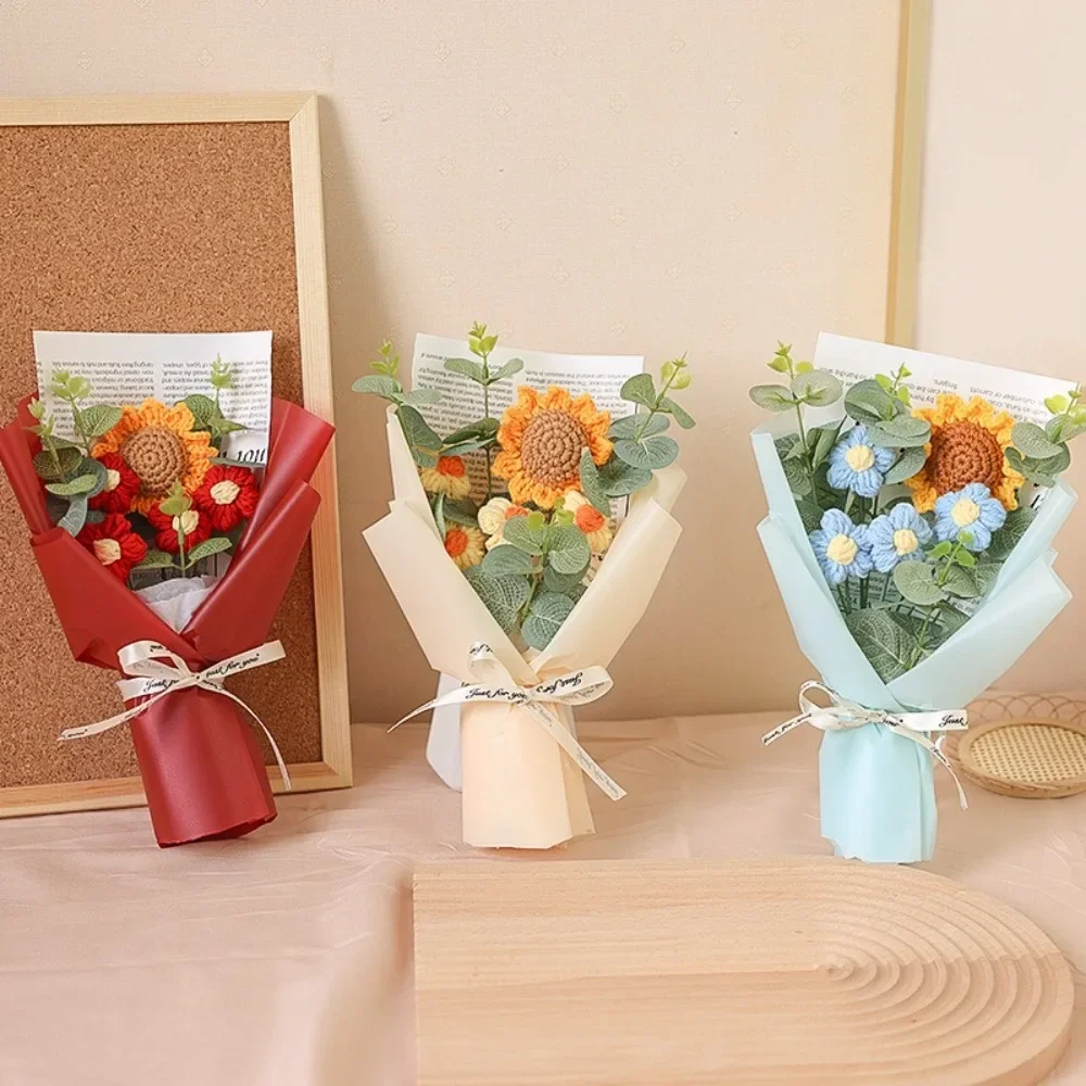 Künstlicher Blumenstrauß Gehäkelte Ewige Blumen Handgefertigter Abschlussstrauß Vatertag Geburtstagsgeschenk Jubiläumsgeschenk – Detail 13