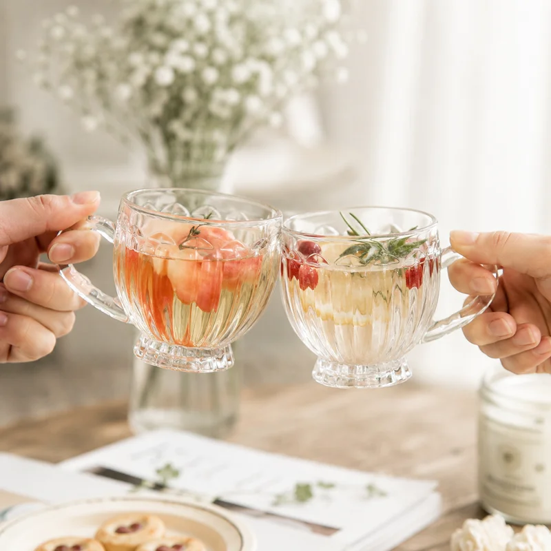 2/6 Stück 195ml Vintage Geprägte Glas-Kaffeetassen, Kalknatronglas-Becher mit Perlengriff