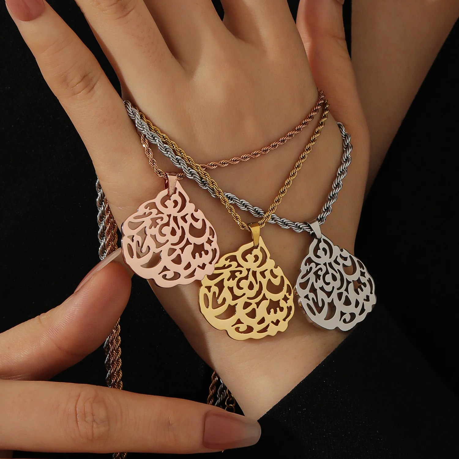 Top Quality Arabian Hollow Water Drop Melon Seed Buckle Necklace Stainless Steel Pendant Open Muslim Souvenir Gift for Women