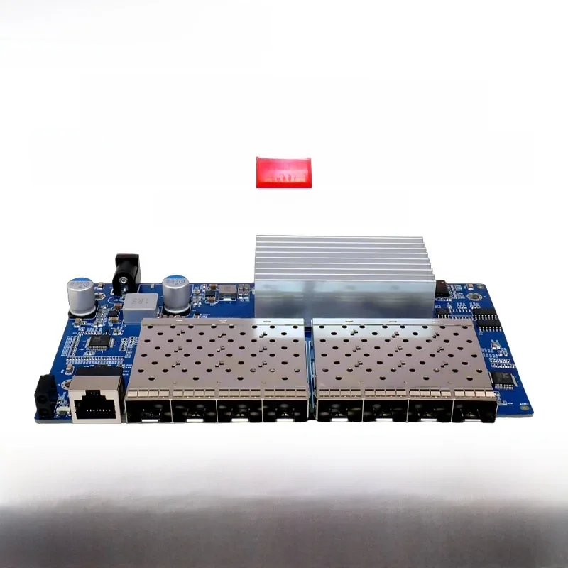 8-portowy 10-Gigabitowy Switch Sieciowy L3 z Obsługą DHCP i Dynamicznego Routingu, Obsługą VLAN i Agregacją Portów — zdjęcie produktu 7