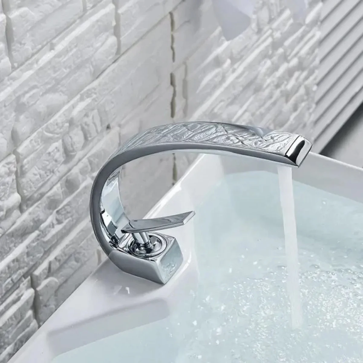 Faucet Sink Cuba Washbasin Bathroom Washer Mixer Hot And Cold Water Monoscommand 105 Chrome Luuk Young