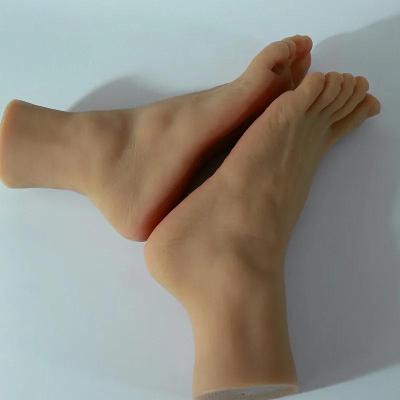 Realistic Male Silicone Foot Model – Prop for Livestreaming Photography (Shoe/Sock Display) – Size 41