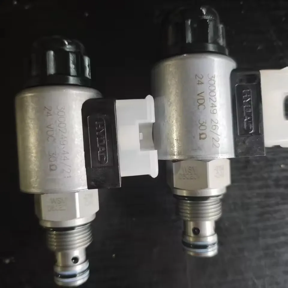 WSM06020V-01M-C-N-24DG WSM12120V-01-C-N-24VDC-Z5L Solenoid Directional Valve WSM12120V-01-C-N-24VDC-Z5L