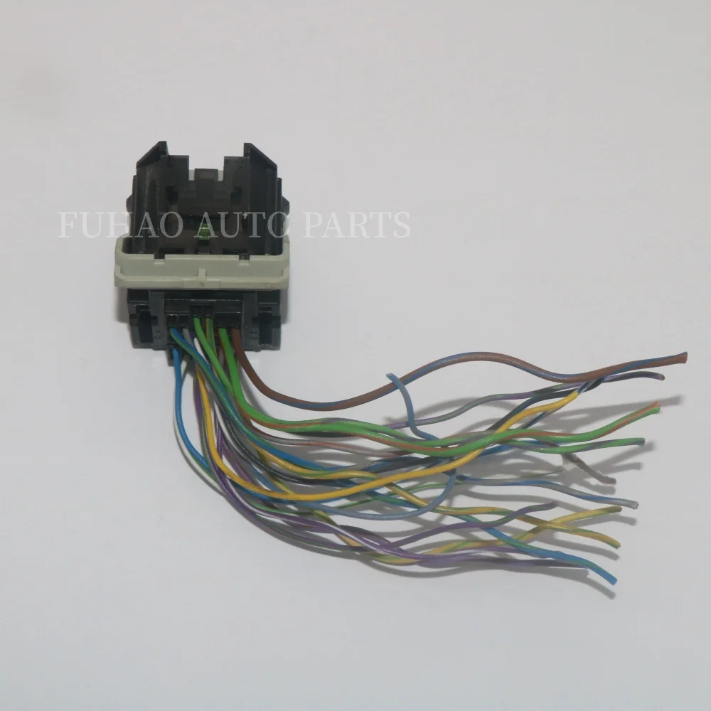 CU5T-14A646-CAB 18-…