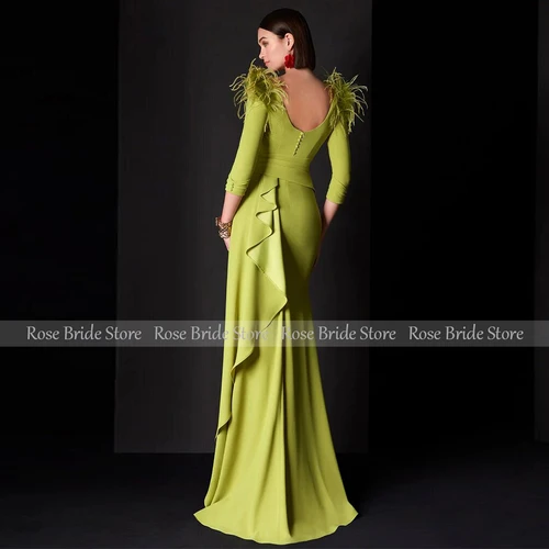 Imagen 2 del producto Vestido de invitados de boda para mujer, vestidos largos clásicos de satén verde con plumas y volantes y botones, vestidos largos rectos de noche con cuello barco