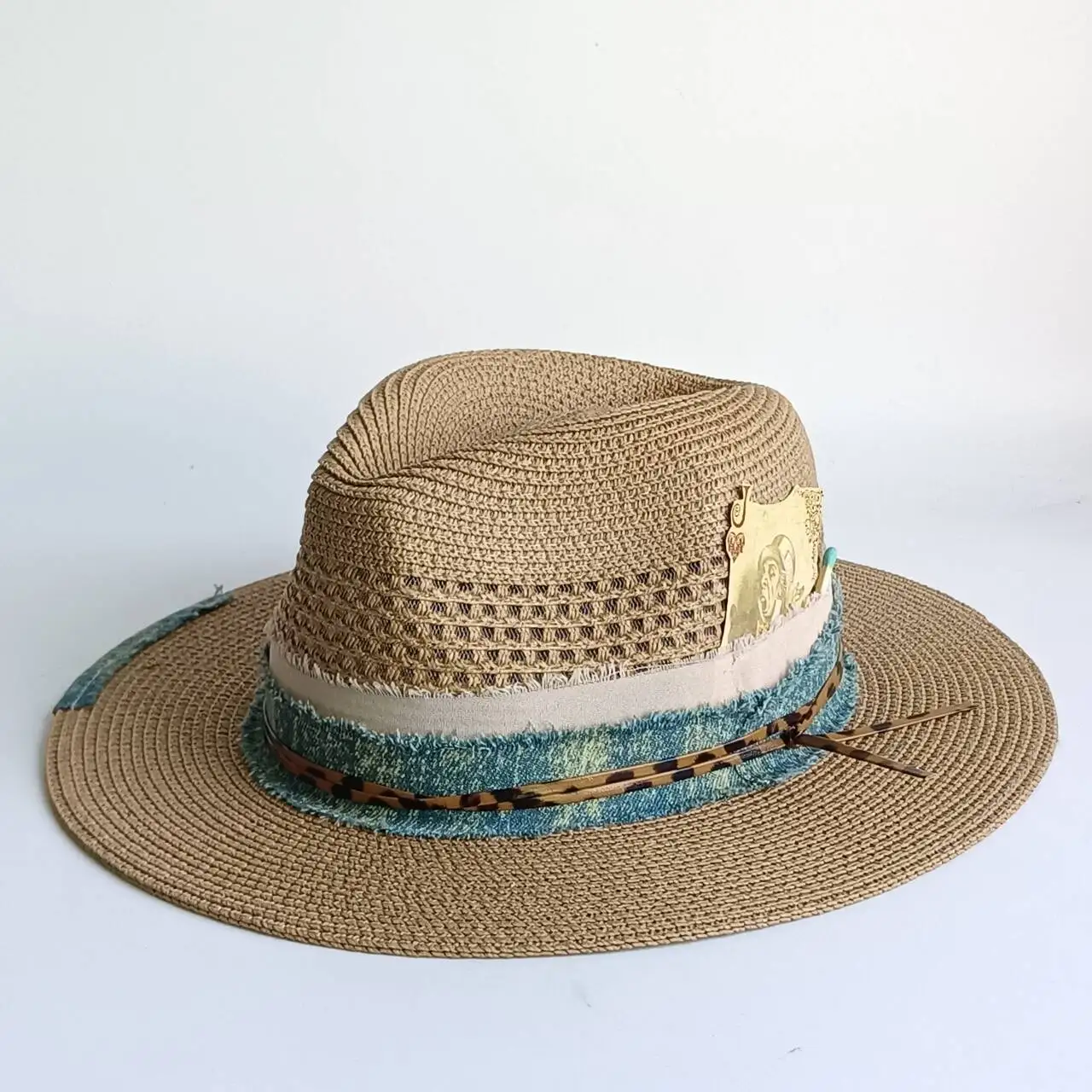 Vintage Beige Straw Hat Feather Decor Beaded Ribbon Wide Brim Fedora Summer Sun Hat for Women Men WesternPanamaBeach Capна пляж 3