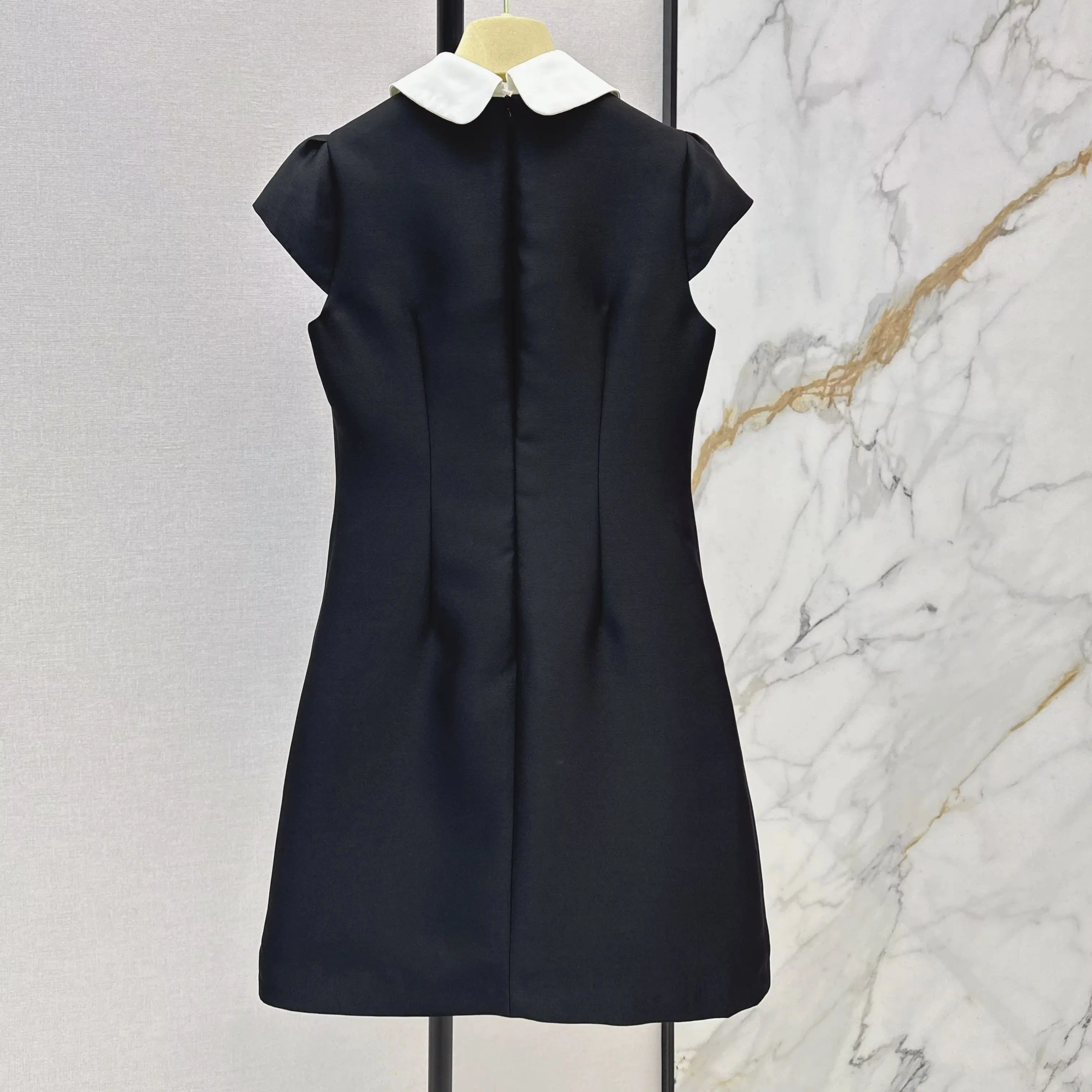 

2026 Early Spring Designer Dress Ruffled sleeves with Belt Mid-Length A-line Button Slimming Half-Sleeved