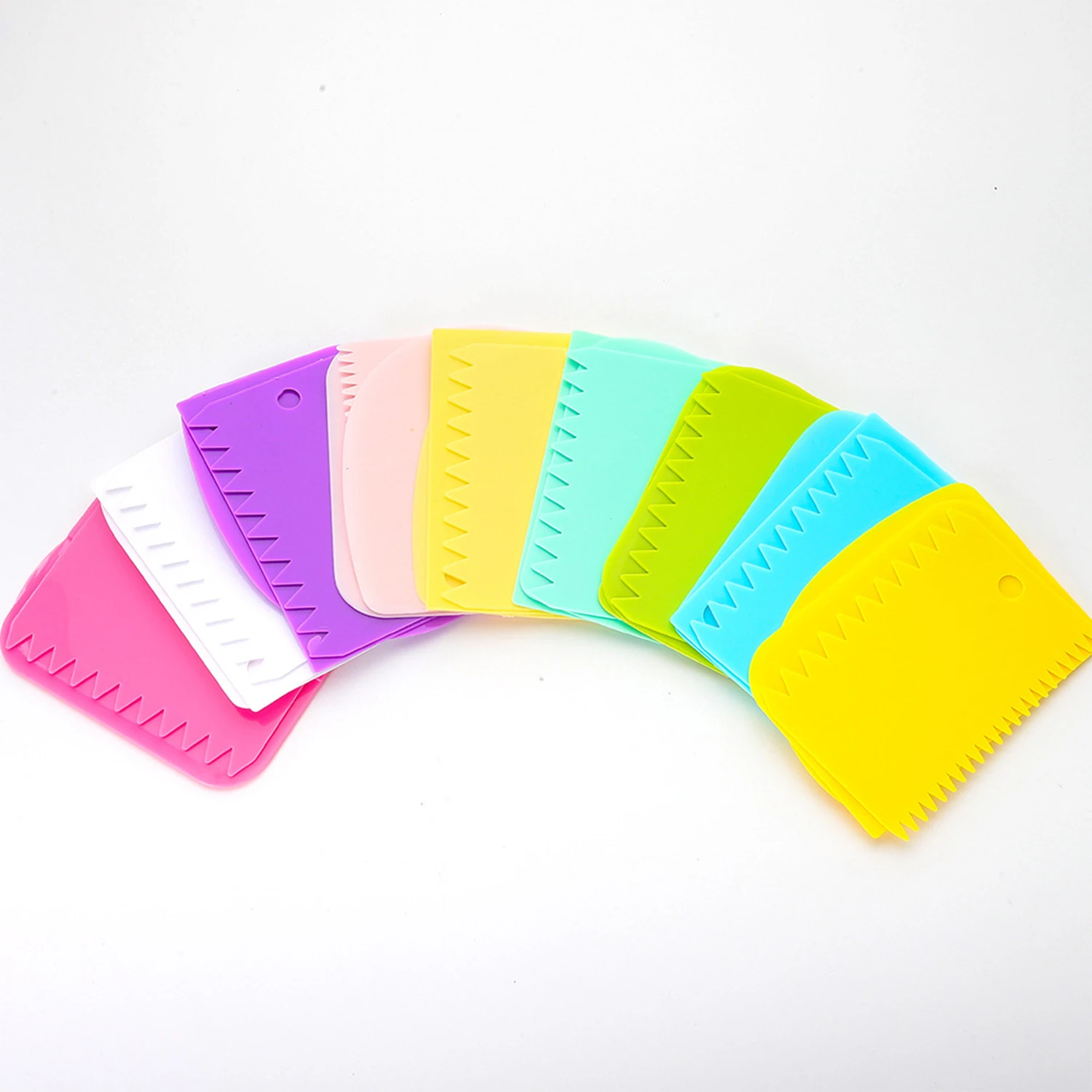 3Pcs Cream Scraper Suit DIY Kitchen Straight Arc Tooth Shape Cream Bread Cutter Plastic Cake Pasty Scraper Baking Fondant Tools