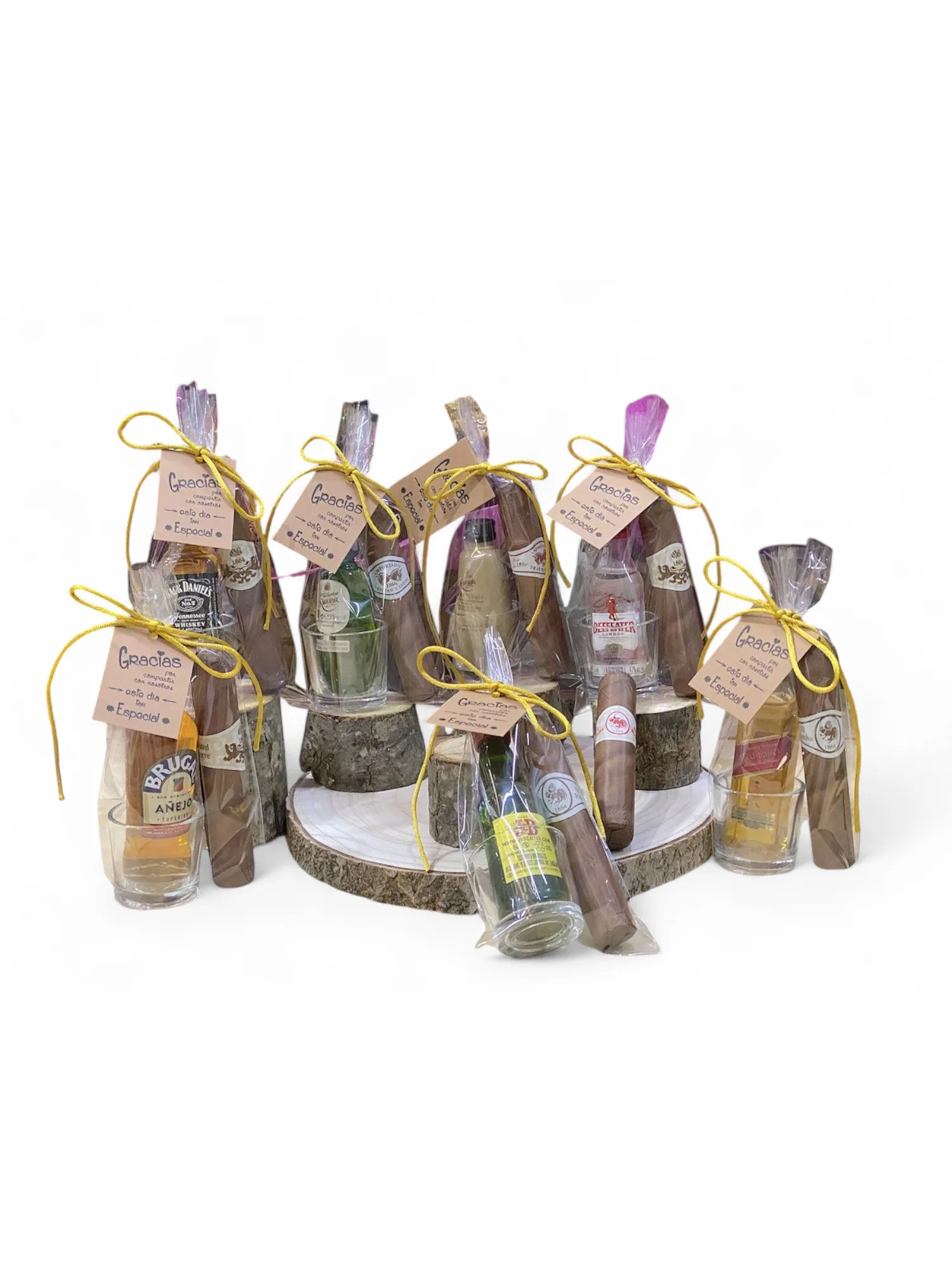 Lote de 10/15 unidades miniaturas de bebidas originales con puro de Chocolate en chupito de cristal con lazo y tarjeta con mensaje de agradecimiento para detalles de invitados boda comuniones bautizos aniversario