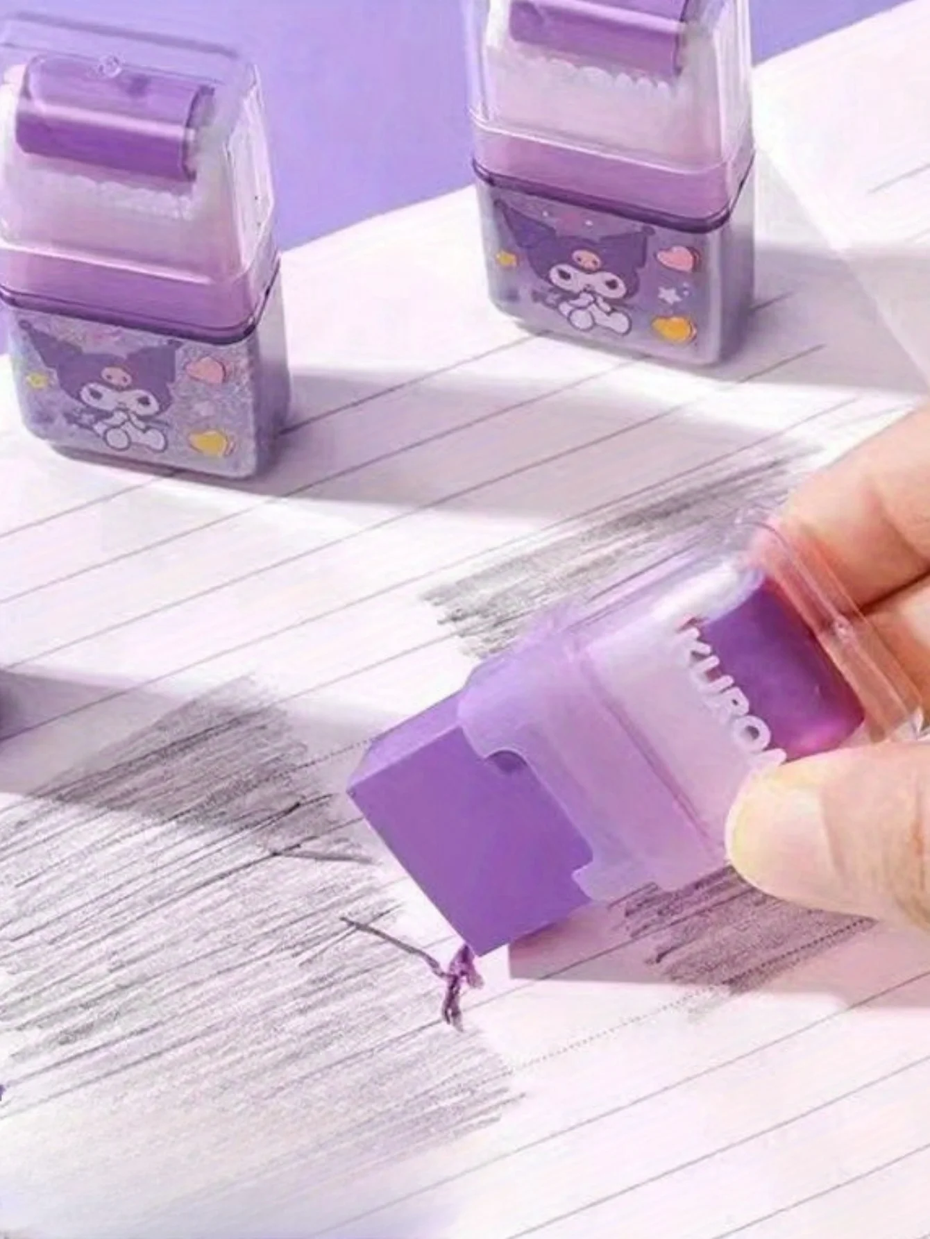 1/4pcs HelloKitty My Melody Kuromi Cinnamoroll Borracha fofa e criativa com borracha de rolo de imagem de desenho animado