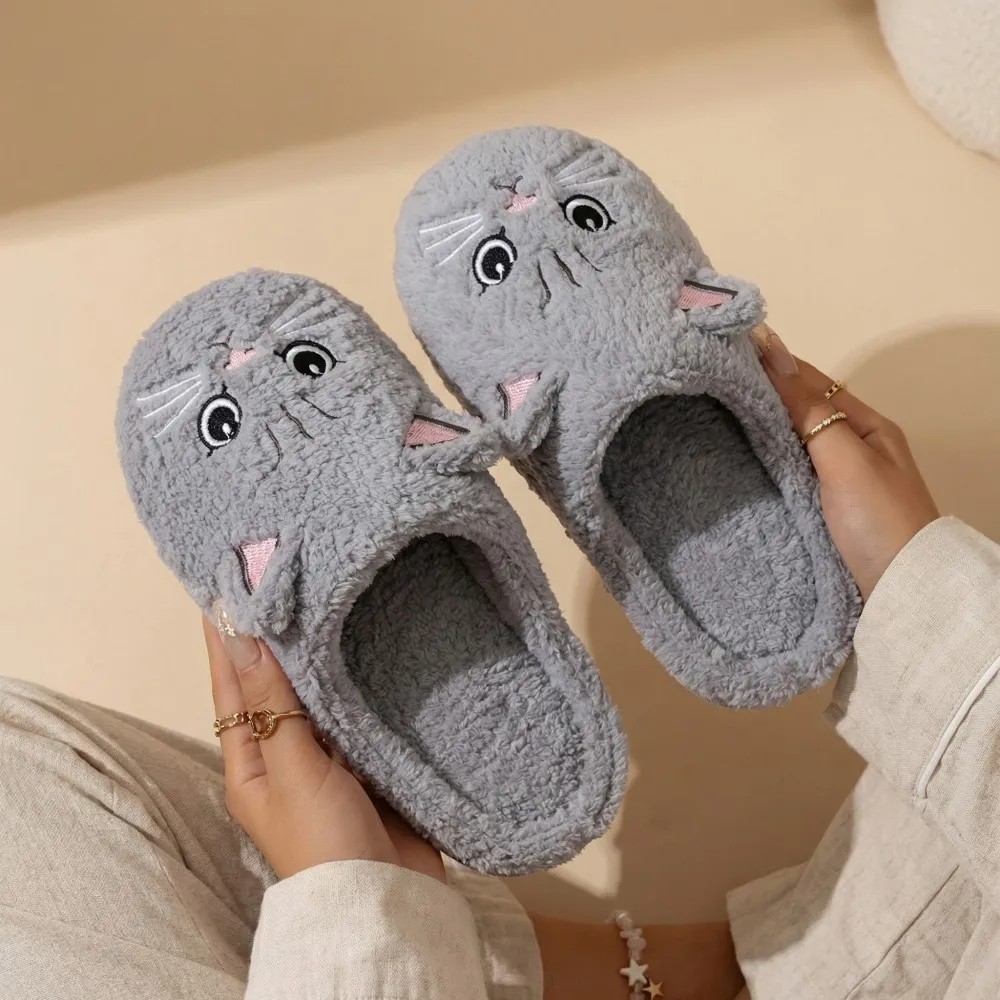 Women'S Plush Slip-On Slippers with Cat Design - Soft Plush Fabric, Cozy Indoor House Shoes for Spring & Fall, Cute Cartoon Kitty Home Slippers, Cute Slippers, Casual Footwear, Playful Footwear, Comfortable Lining, Comfy Footwear, Casual Wear - view 3