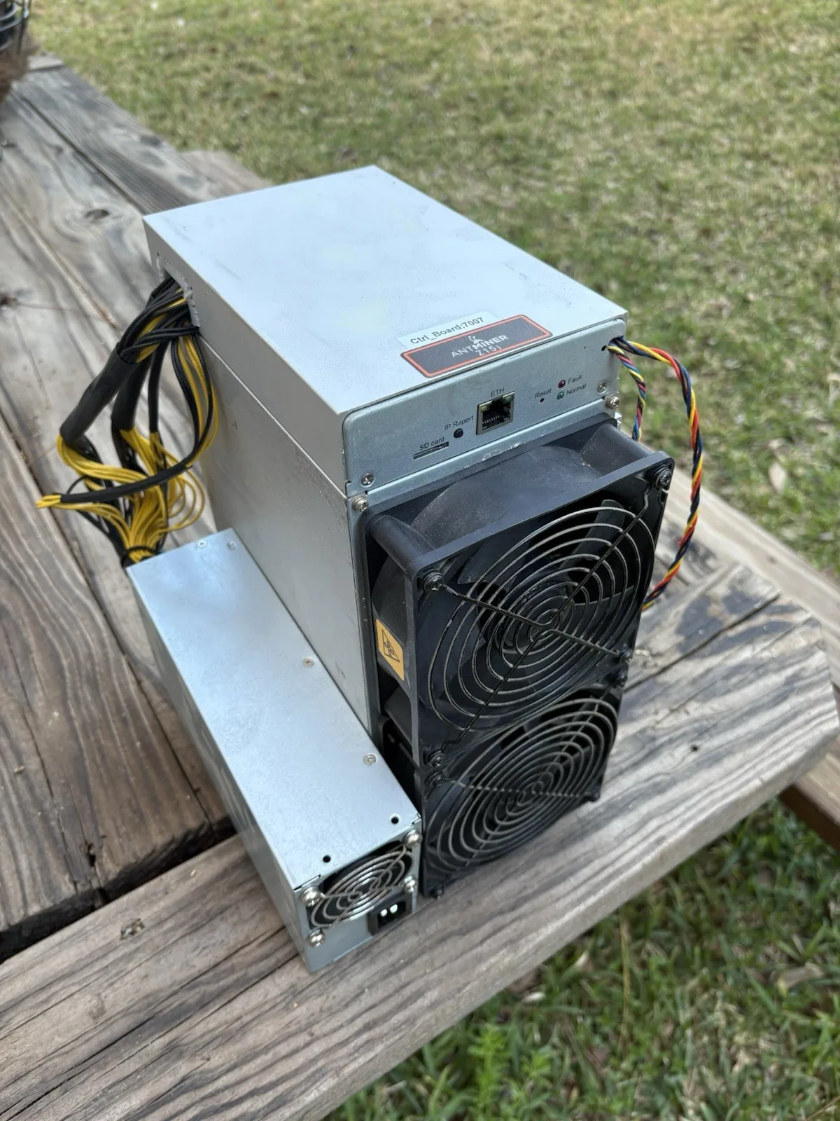 

HF; КУПИТЕ 2, ПОЛУЧИТЕ 1 БЕСПЛАТНО — Горячая новинка: Bitmain Antminer Z15 320ksol для майнинга Zec Zcash Crypto Miner